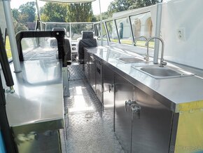 VW T1 replika food truck replica JARNI SLEVA - 7