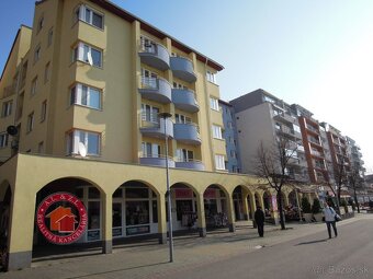 45 m2 OBCHODNÝ PRIESTOR V SENCI, pešia zóna - 7