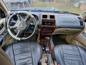 Rozpredám nissan terrano 3.0 automat - 7