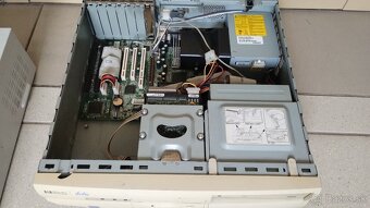 Predám retro počítač HP Vectra VL 400 DT - 7