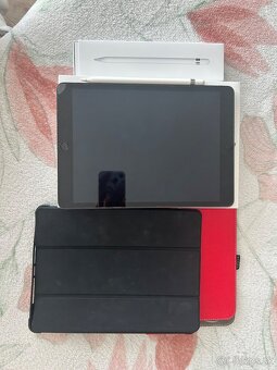 iPad 9th Generation Wi-Fi 64GB - 7