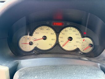 PEUGEOT PARTNER 1.6 HDI 215000KM,1MAJITEL, KUP V SR - 7