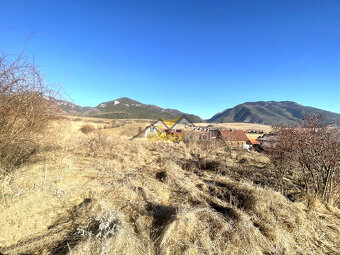 Stavebné pozemky v obci Ižipovce na predaj - 7