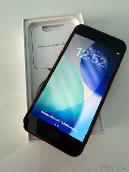 Apple iPhone SE 2022 64 GB Red - 7