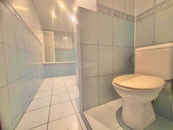 Priestranný, elegantný a slnečný 2+1 byt v top lokalite Čadc - 7