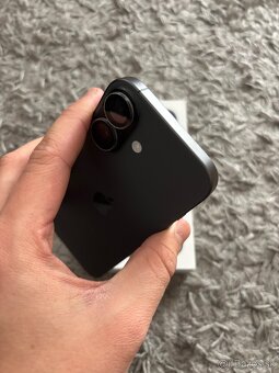 Apple iPhone 17 256gb Black - 7