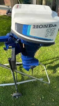 Dobrý deň predám zavesny lodny motor Honda 8hp 4Takt chytá - 7