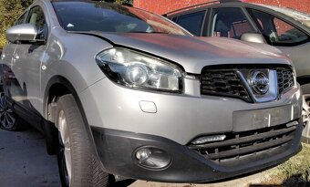 Nissan Qashqai 2.0 2013 predám AIRBAGY, MOTOR MR20 - 7
