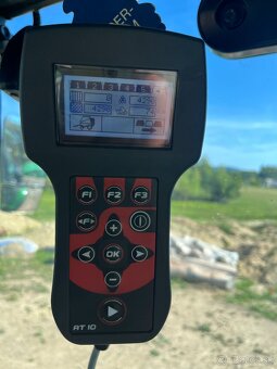 Predám lis na balíky Kuhn - Deutz Fahr - 7