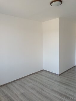 LUXUSNÝ 2IZB S KRÁSNOU 6M2 LOGGIOU SEVERNÁ - 7