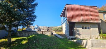 Rekreačný domček (chatka) s veľkým pozemkom - 7