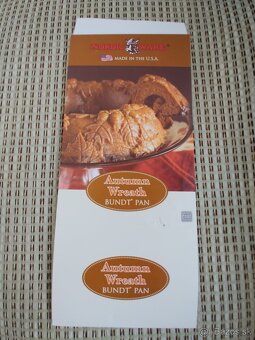 Forma na kolac / babovku AUTUMN WREATH, zn.Nordic Ware - 7