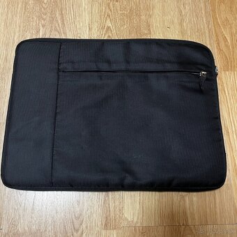 ASUS ZenBook UX305F 13,3” – ultra tenký notebook - 7