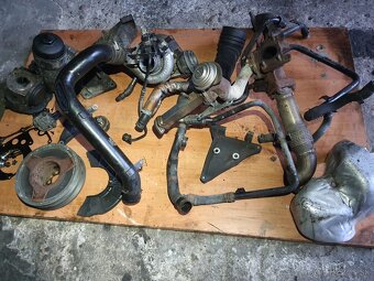 Diely motora 2.5 tdi 132kw AKE - 7