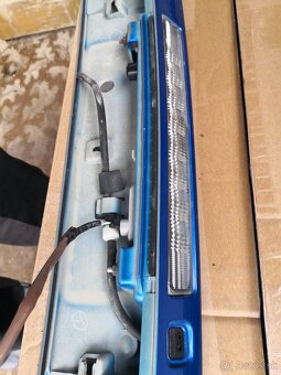 Zadné krídlo na Subaru Impreza - 7