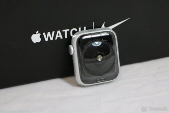 Apple Watch SE 44mm - 7