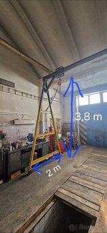 Predám mobilný a rozkladací portálový žeriav 3t - 7