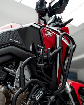 Honda Africa Twin Adventure 1100 - 7