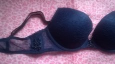 Predám Victoria Secret podprsenku Bombshell modrá - 7