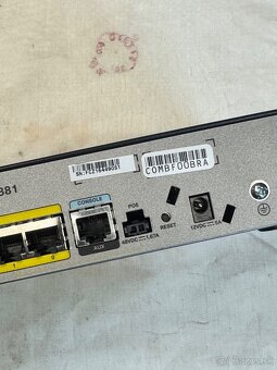 CISCO 800 Series / cisco 881 - 7