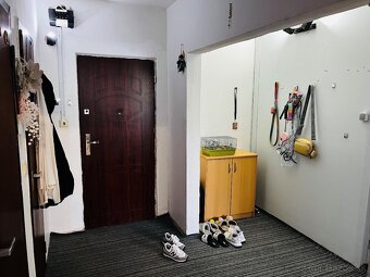 Predám 3 izbový byt, 75 m2, VT Sidl.1.Mája - 7