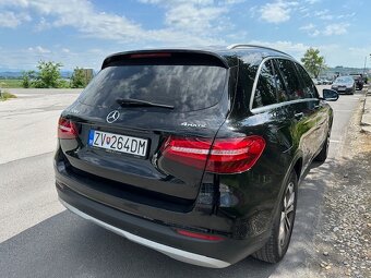 Predám Mercedes-Benz GLC 220 d 4MATIC - 7