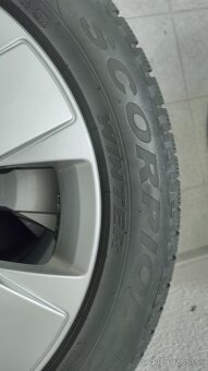 Originál Volvo disky R18 so zimnými pneumatikami Pirelli - 7