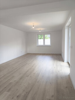 Ponúkame Vám na predaj 4-izbový rodinný dom v obci Topoľníky - 7