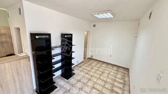 Kompletne zariadené kaderníctvo - 7