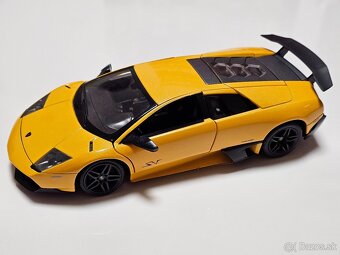 Kovové modely áut 1:24 - Bburago, Maisto... - 7