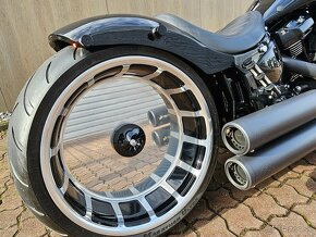 HARLEY DAVIDSON FAT BOY 114 EASTSIDE CUSTOM - 7