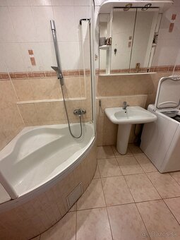 Predám 4-izbový byt, 77 m², Nové Mesto nad Váhom – Zelená ul - 7