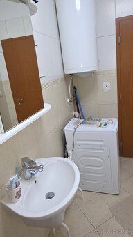 Predám 2apol izbovybyt - 7