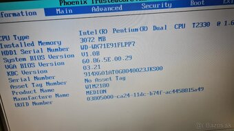 Starší polofunkčný notebook Medion - 7