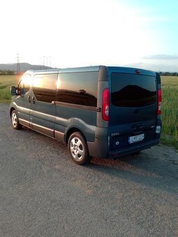 Predam Opel Vivaro long - 7