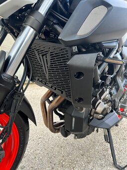 Yamaha MT07 Akrapovic - 7