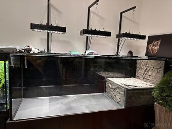 Akvarium /Terarium + svetla + stolík - 7