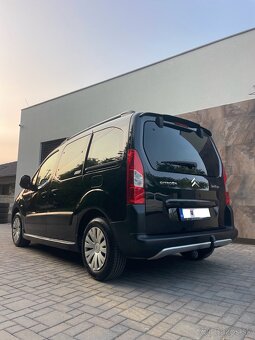 CITRÖEN BERLINGO XTR 1.6 HDI MULTISPACE PRVÝ MAJITEĽ - 7