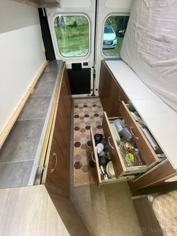 Obytná dodávka Citroen Jumper L3H2, r.v. 2016 - 7