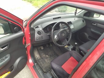 Suzuki Swift 1.3 - 7