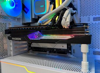 Ryzen 9 7950X3D\32GB\RX 7900XTX\SSD\1000W Zdroj - 7