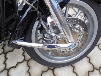 Yamaha xv 1900 - 7