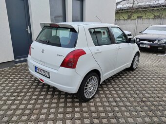 Krídlo Suzuki Swift - 7