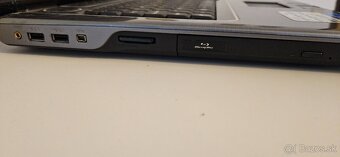 Predám 17" notebook ASUS v zachovalom stave - 7