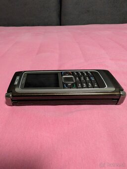 Nokia E90 - 7