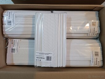 PAPIEROVÉ POHÁRE A SLAMKY RÔZNE DRUHY - 7