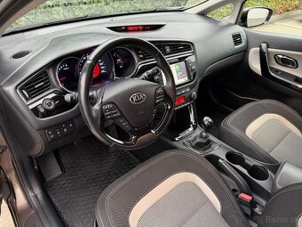 Kia Ceed 1.4i facelift 2016 Gold+ Navi Výhrev Kamera SR auto - 7