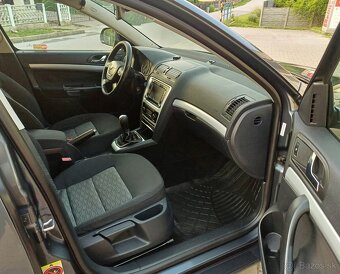 Škoda Octavia Combi 2 Facelift 1.6TDi 77Kw R.V.03/2011 - 7