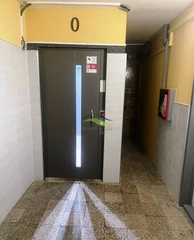 REZERVOVALI SME....... 3 izbový družstevný byt na Holl - 7