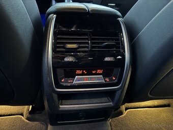 BMW X6 M50i xDrive - 7
